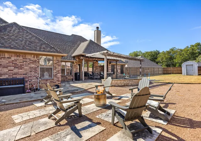 Photo 3 of Single family home for sale at 801 Maplewood Ct, Stephenville, TX 76401 | MLS# 21395702 | Listing updated on 2026-09-25