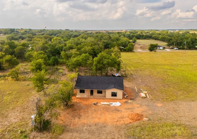 Photo 1 of Single family home for sale at 506 F St, Meridian, TX 76665 | MLS# 21395727 | Listing updated on 2026-09-25