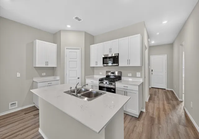 Photo 2 of Single family home for sale at 816 Archer St, Godley, TX 76044 | MLS# 21395113 | Listing updated on 2026-10-02