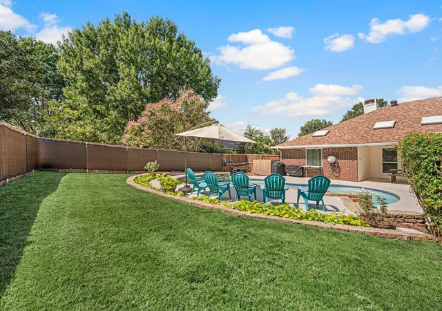 Photo 2 of Single family home for sale at 5506 Coronado Dr, Garland, TX 75043 | MLS# 21390302 | Listing updated on 2026-10-08