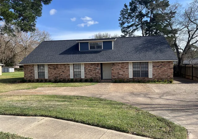 Photo 1 of Single family home for sale at 3321 Colquitt Rd, Shreveport, LA 71118 | MLS# 21395636 | Listing updated on 2026-09-26