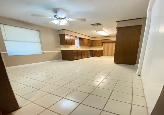 Photo 3 of Single family home for sale at 3321 Colquitt Rd, Shreveport, LA 71118 | MLS# 21395636 | Listing updated on 2026-09-26