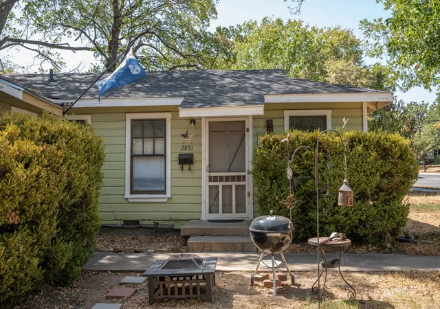 Photo 3 of Multi family home for sale at 2849 Handley Dr, Fort Worth, TX 76112 | MLS# 21385667 | Listing updated on 2026-10-03