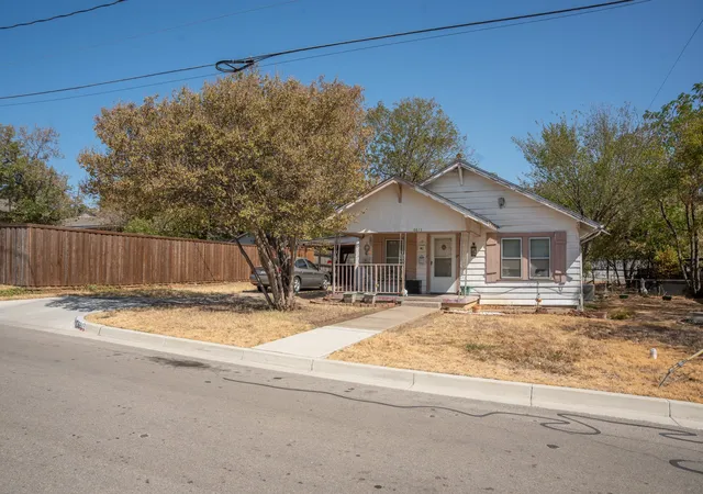 Photo 2 of Single family home for sale at 6613 Routt St, Fort Worth, TX 76112 | MLS# 21385660 | Listing updated on 2026-10-04