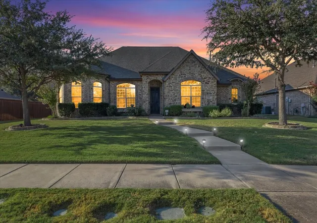 Photo 3 of Single family home for sale at 5091 Linda Ln, Frisco, TX 75033 | MLS# 21394491 | Listing updated on 2026-09-26