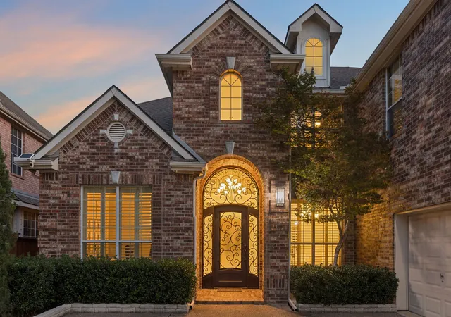 Photo 2 of Single family home for sale at 9033 Jasmine Ln, Irving, TX 75063 | MLS# 21371742 | Listing updated on 2026-10-01