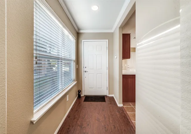 Photo 3 of Single family home for sale at 1216 Troon Dr, Frisco, TX 75036 | MLS# 21393651 | Listing updated on 2026-09-26