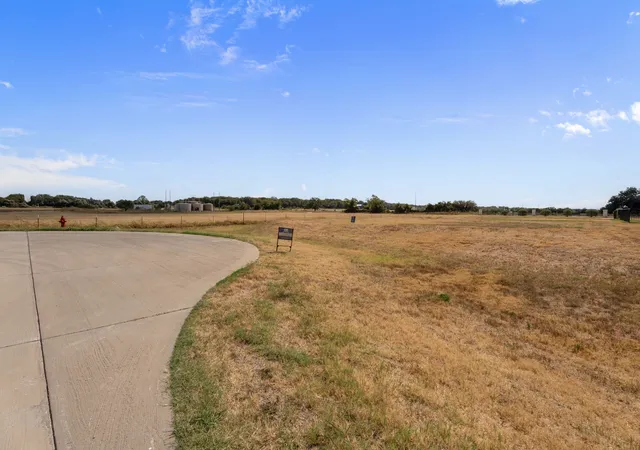 Photo 4 of Land for sale at 1108 Beginnings Dr, Granbury, TX 76049 | MLS# 21389268 | Listing updated on 2026-09-26