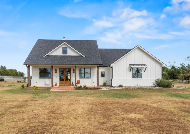 Photo 1 of Single family home for sale at 1742 Recreation Rd 3, Bonham, TX 75418 | MLS# 21394588 | Listing updated on 2026-09-26