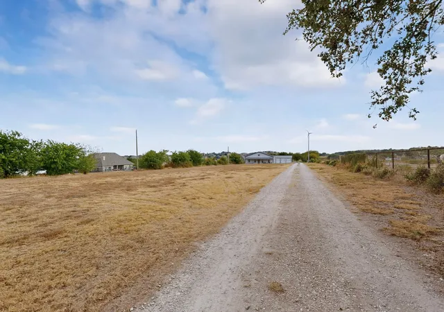 Photo 3 of Single family home for sale at 5077 S Fm 5, Aledo, TX 76008 | MLS# 21394842 | Listing updated on 2026-09-26