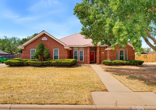 Photo 1 of Sale Pending at 1418 Newcastle Dr, Abilene, TX 79601 | MLS# 21392232 | Listing updated on 2026-10-09