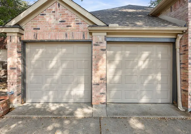 Photo 1 of Single family home for sale at 6712 Braeview Dr, Fort Worth, TX 76137 | MLS# 21395841 | Listing updated on 2026-09-26