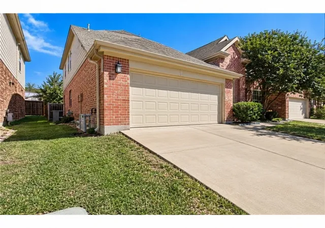 Photo 2 of Single family home for sale at 4321 Summer Star Ln, Fort Worth, TX 76244 | MLS# 21392149 | Listing updated on 2026-10-09
