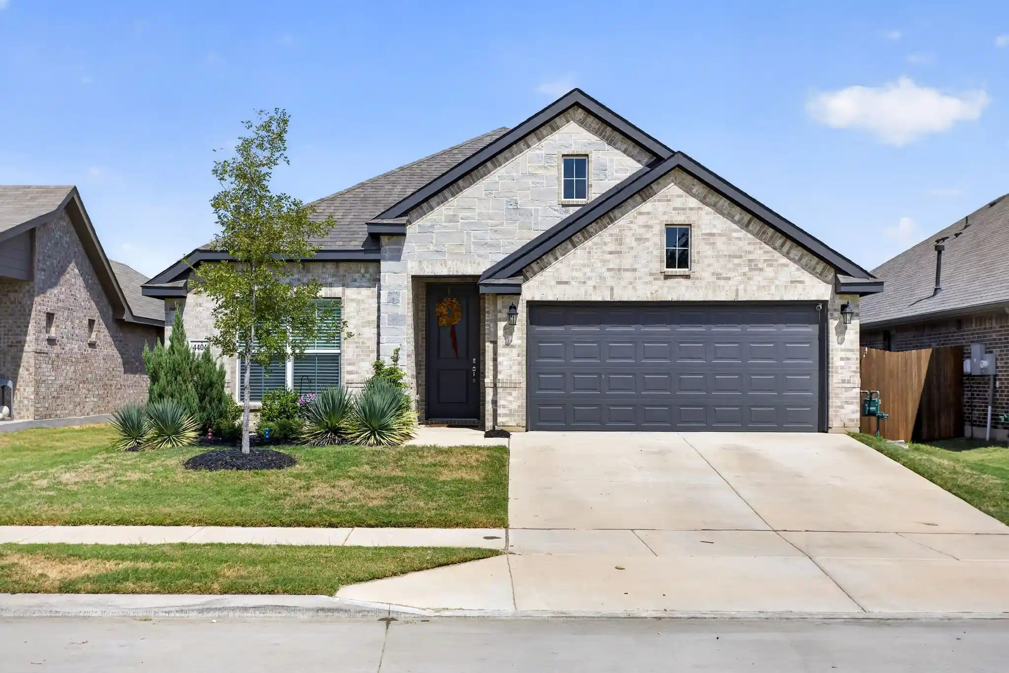 Photo 1 of Single family home for sale at 4404 Mill Fls Dr, Crowley, TX 76036 | MLS# 21395624 | Listing updated on 2026-10-19
