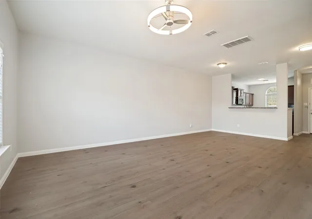 Photo 2 of Single family home for sale at 2045 Gardenia Dr, Forney, TX 75126 | MLS# 21395899 | Listing updated on 2026-10-08