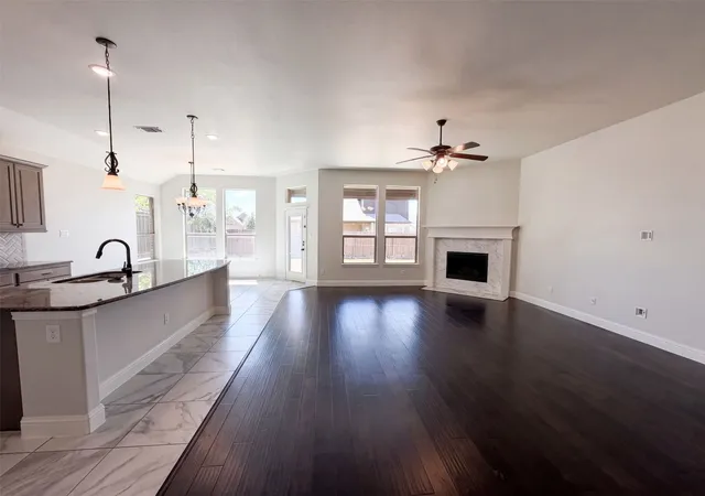 Photo 3 of Single family home for sale at 130 Red Pine Dr, Red Oak, TX 75154 | MLS# 21395933 | Listing updated on 2026-10-10