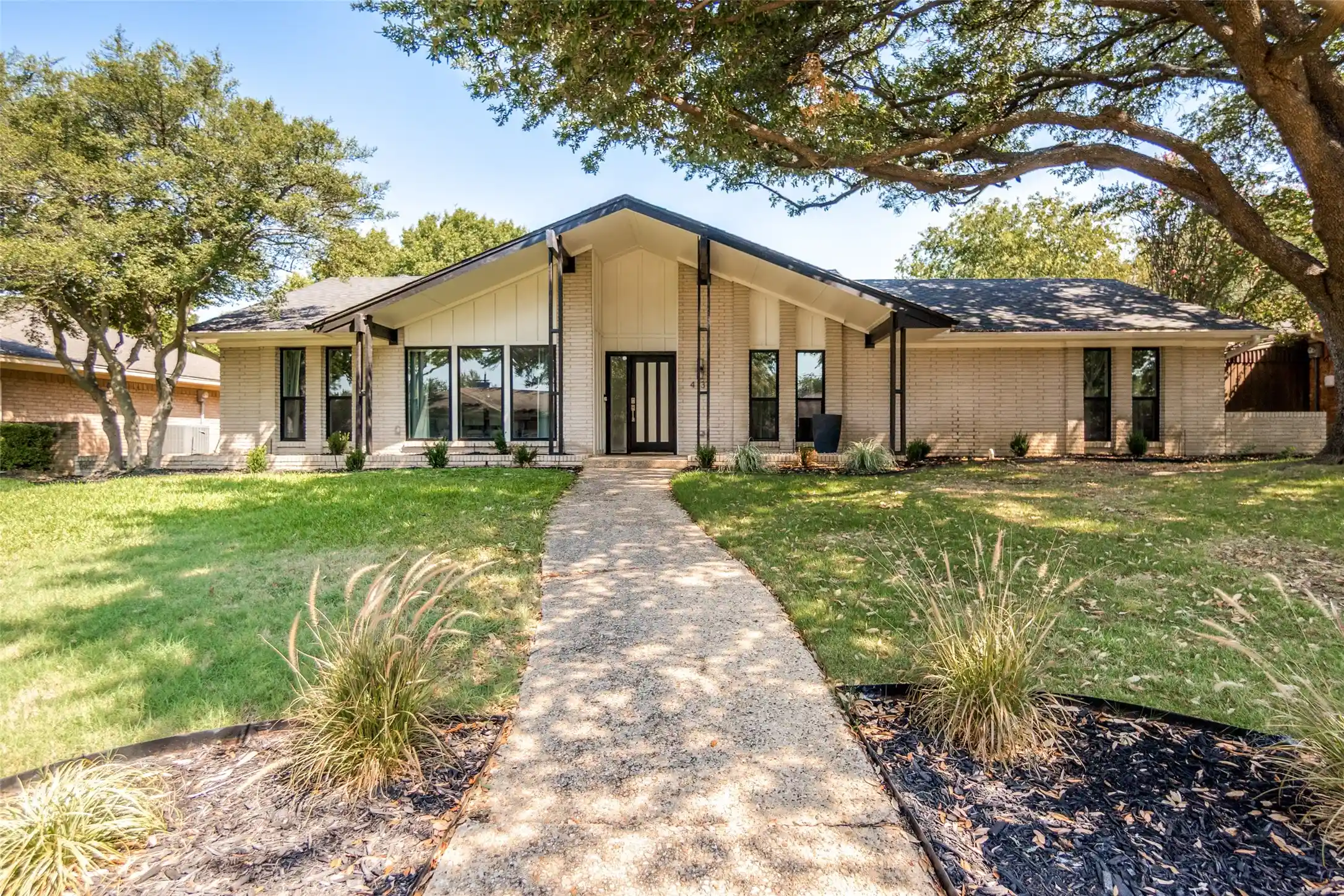 Photo 1 of Single family home for sale at 4137 Candlenut Ln, Dallas, TX 75244 | MLS# 21395670 | Listing updated on 2026-10-28