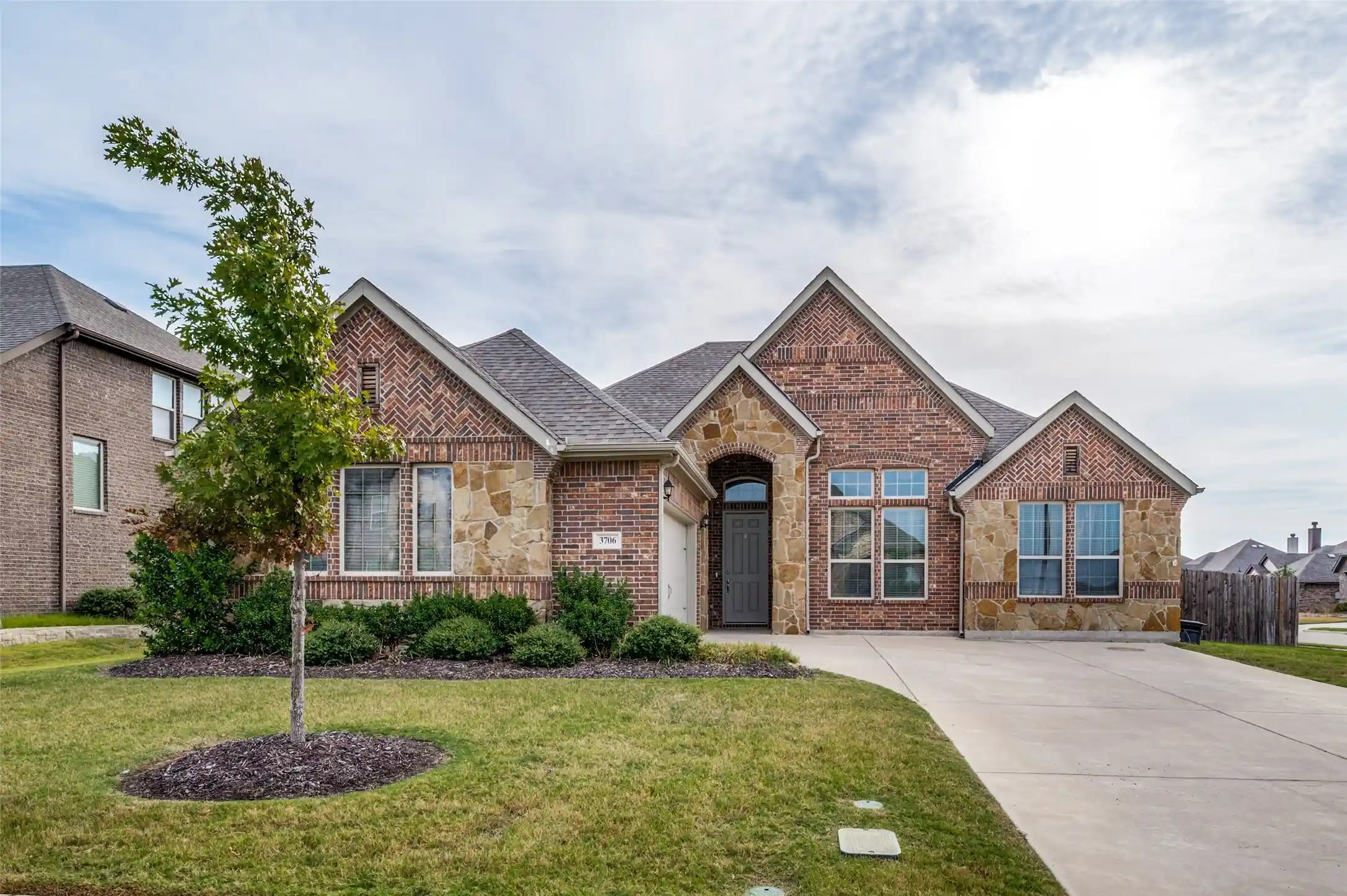 Photo 1 of Single family home for sale at 3706 Ranchers Ridge, Krum, TX 76249 | MLS# 21393098 | Listing updated on 2026-10-26