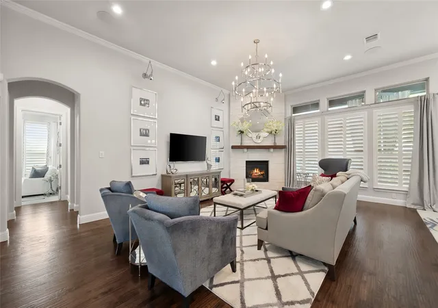 Photo 3 of Sale Pending at 5604 Heron Dr W, Colleyville, TX 76034 | MLS# 21395432 | Listing updated on 2026-10-06