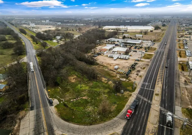 Photo 3 of Land for sale at 1717 N Main St, Cleburne, TX 76033 | MLS# 21396039 | Listing updated on 2026-09-26
