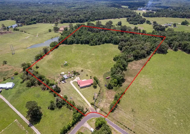 Photo 1 of Single family home for sale at 435 County Rd 3204, Quitman, TX 75783 | MLS# 21395998 | Listing updated on 2026-09-26