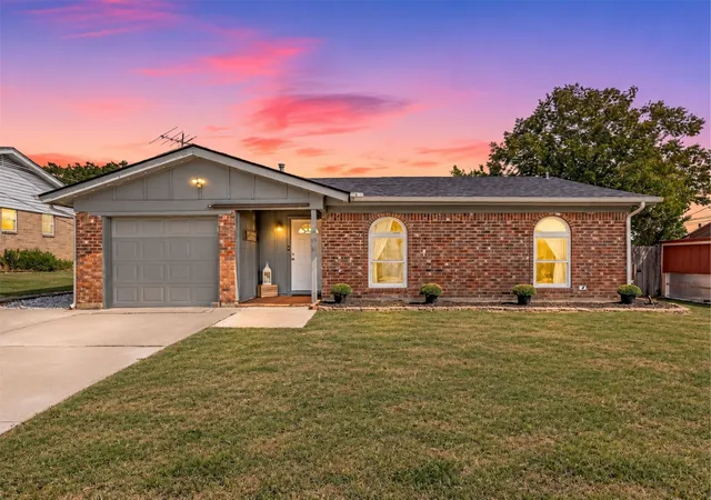 Photo 1 of Single family home for sale at 7008 Smithfield Rd, North Richland Hills, TX 76182 | MLS# 21394722 | Listing updated on 2026-10-03