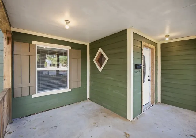 Photo 3 of Single family home for sale at 901 W 8th Street, Cisco, TX 76437 | MLS# 21393594 | Listing updated on 2026-09-28