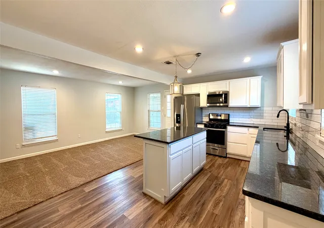 Photo 3 of Single family home for sale at 113 Hackberry St, Terrell, TX 75160 | MLS# 21396046 | Listing updated on 2026-09-26