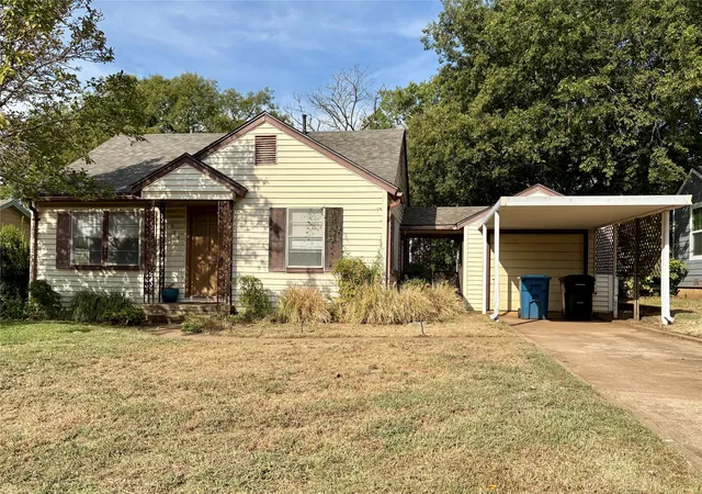 Photo 1 of Single family home for sale at 705 N Derby St, Denison, TX 75020 | MLS# 21396008 | Listing updated on 2026-10-06