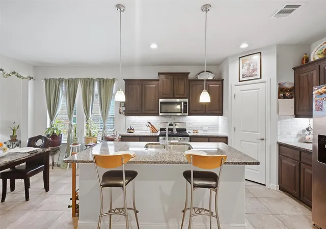 Photo 4 of Single family home for sale at 9024 Pearfield Rd, Fort Worth, TX 76179 | MLS# 21396116 | Listing updated on 2026-09-26