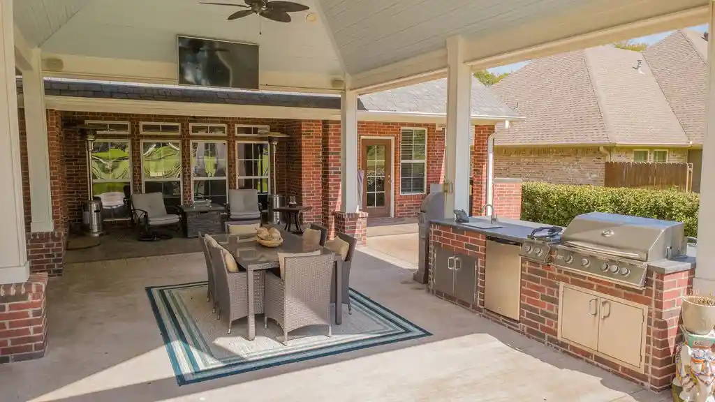 Single family home for sale at 233 Winged Ft, Lindale, TX 75771 | MLS# 21396123