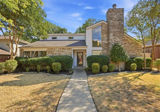 Photo 1 of Single family home for sale at 1512 Woodcreek Dr, Richardson, TX 75082 | MLS# 21391801 | Listing updated on 2026-10-08
