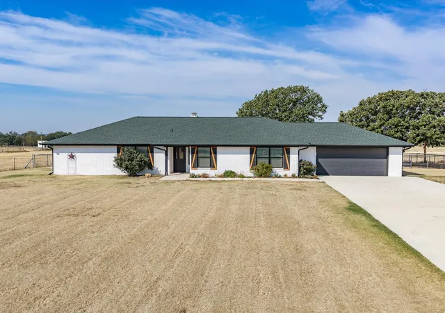 Photo 2 of Land for sale at 3914 Alamo Rd, Bowie, TX 76230 | MLS# 21395639 | Listing updated on 2026-09-26