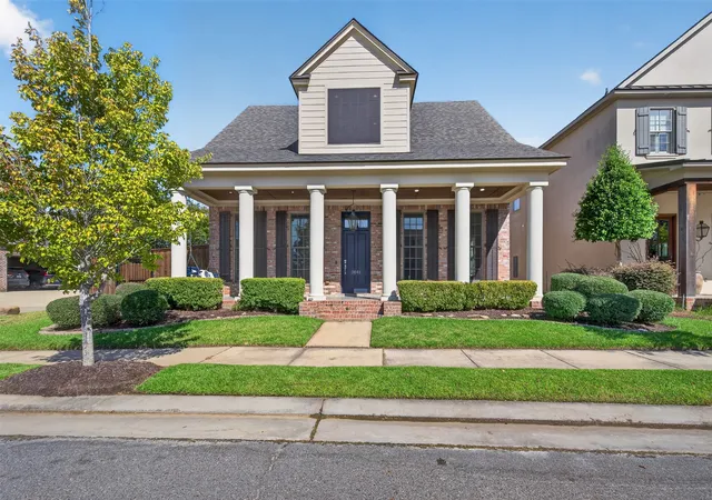 Photo 1 of Single family home for sale at 3041 Newberry Ln, Shreveport, LA 71106 | MLS# 21395226 | Listing updated on 2026-10-05