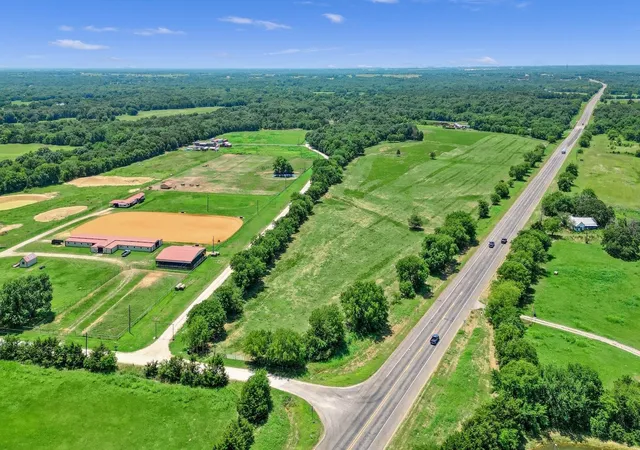 Photo 3 of Land for sale at Lot 4 Tba Us Hwy 377, Gordonville, TX 76264 | MLS# 21396063 | Listing updated on 2026-09-26