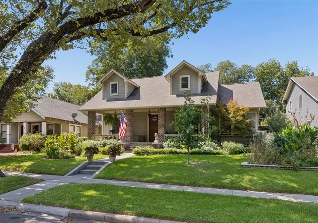 Photo 40 of Sale Pending at 335 S Windomere Ave, Dallas, TX 75208 | MLS# 21394228 | Listing updated on 2026-10-01