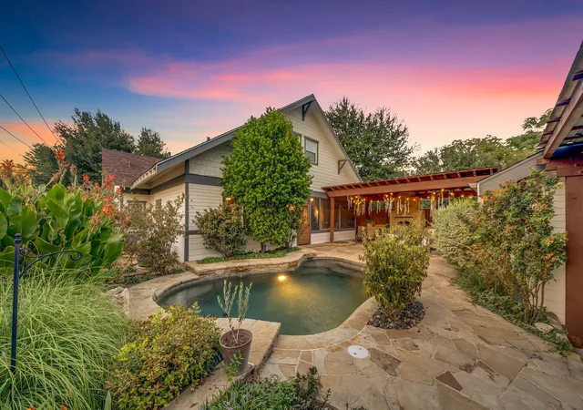 Photo 2 of Single family home for sale at 6002 Prospect Ave, Dallas, TX 75206 | MLS# 21394480 | Listing updated on 2026-10-05