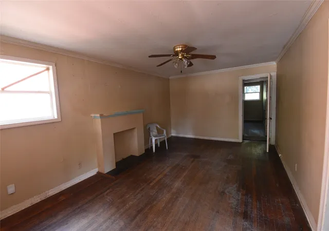 Photo 3 of Sale Pending at 6713 Fairfield Ave, Shreveport, LA 71106 | MLS# 21378698 | Listing updated on 2026-10-07