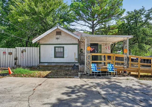 Photo 1 of Single family home for sale at 2216 Suewood Ln, Dallas, TX 75217 | MLS# 21395732 | Listing updated on 2026-10-01