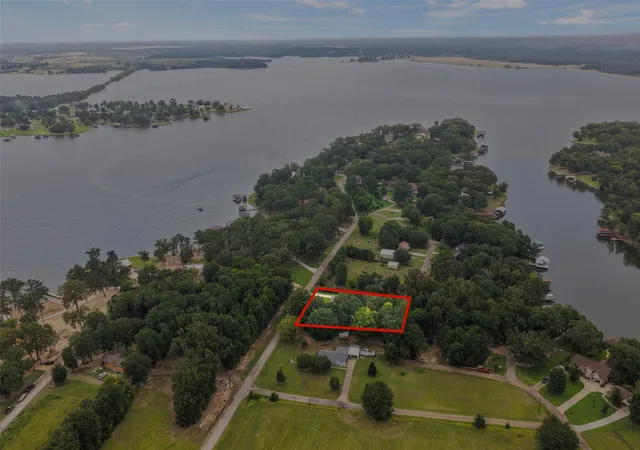 Photo 38 of Single family home for sale at 411 County Rd 2127, Pittsburg, TX 75686 | MLS# 21396312 | Listing updated on 2026-09-26