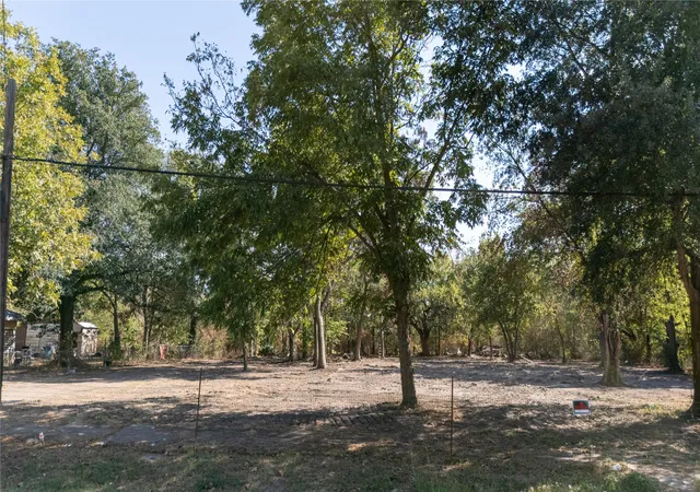 Photo 2 of Land for sale at 310 E Main St, Ladonia, TX 75449 | MLS# 21390974 | Listing updated on 2026-09-26