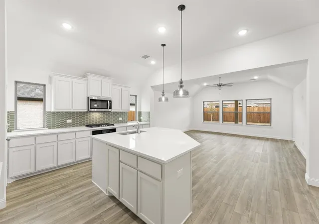 Photo 4 of Single family home for sale at 14526 Jemison St, Celina, TX 75009 | MLS# 21396412 | Listing updated on 2026-09-26