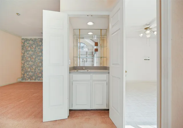 Photo 4 of Townhouse for sale at 6928 Clearhaven Dr, Dallas, TX 75248 | MLS# 21394221 | Listing updated on 2026-09-27