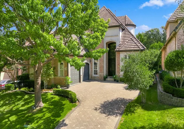 Photo 2 of Single family home for sale at 4320 Saint Andrews Blvd, Irving, TX 75038 | MLS# 21395696 | Listing updated on 2026-09-28