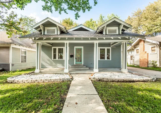 Photo 1 of Single family home for sale at 5327 Worth St, Dallas, TX 75214 | MLS# 21396281 | Listing updated on 2026-09-26