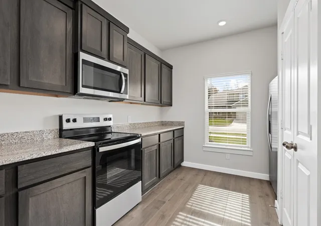 Photo 2 of Single family home for sale at 1725 Paul Dr, Seagoville, TX 75159 | MLS# 21396458 | Listing updated on 2026-09-26