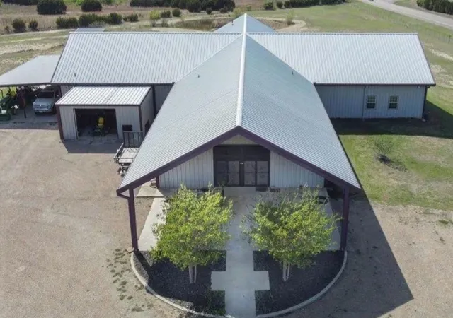 Photo 1 of Single family home for sale at 134 County Rd 2139, Iredell, TX 76649 | MLS# 21392462 | Listing updated on 2026-09-27