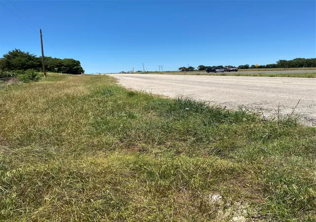 Photo 3 of Land for sale at 5925 Highway 287, Bowie, TX 76230 | MLS# 21396499 | Listing updated on 2026-09-26
