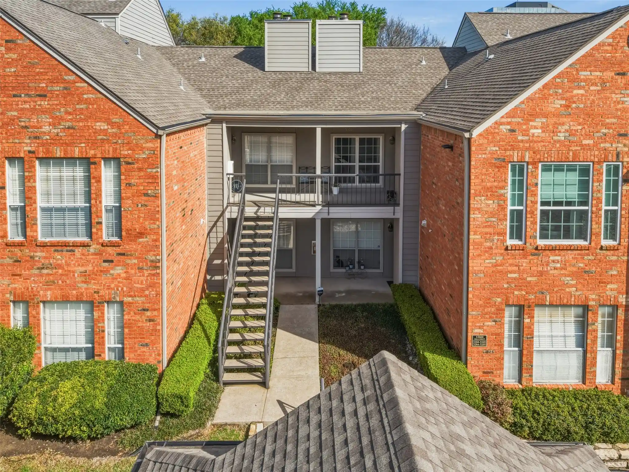 Listing Photo 2 - Condo for sale in 12660 Hillcrest Rd located at 12660 Hillcrest Rd, Dallas, TX 75230 - Unit #3205