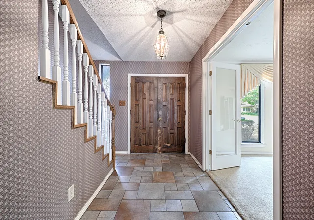 Photo 3 of Single family home for sale at 3004 Wingren Rd, Irving, TX 75062 | MLS# 21394056 | Listing updated on 2026-10-06